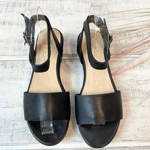 seychelles monogram flatform sandal